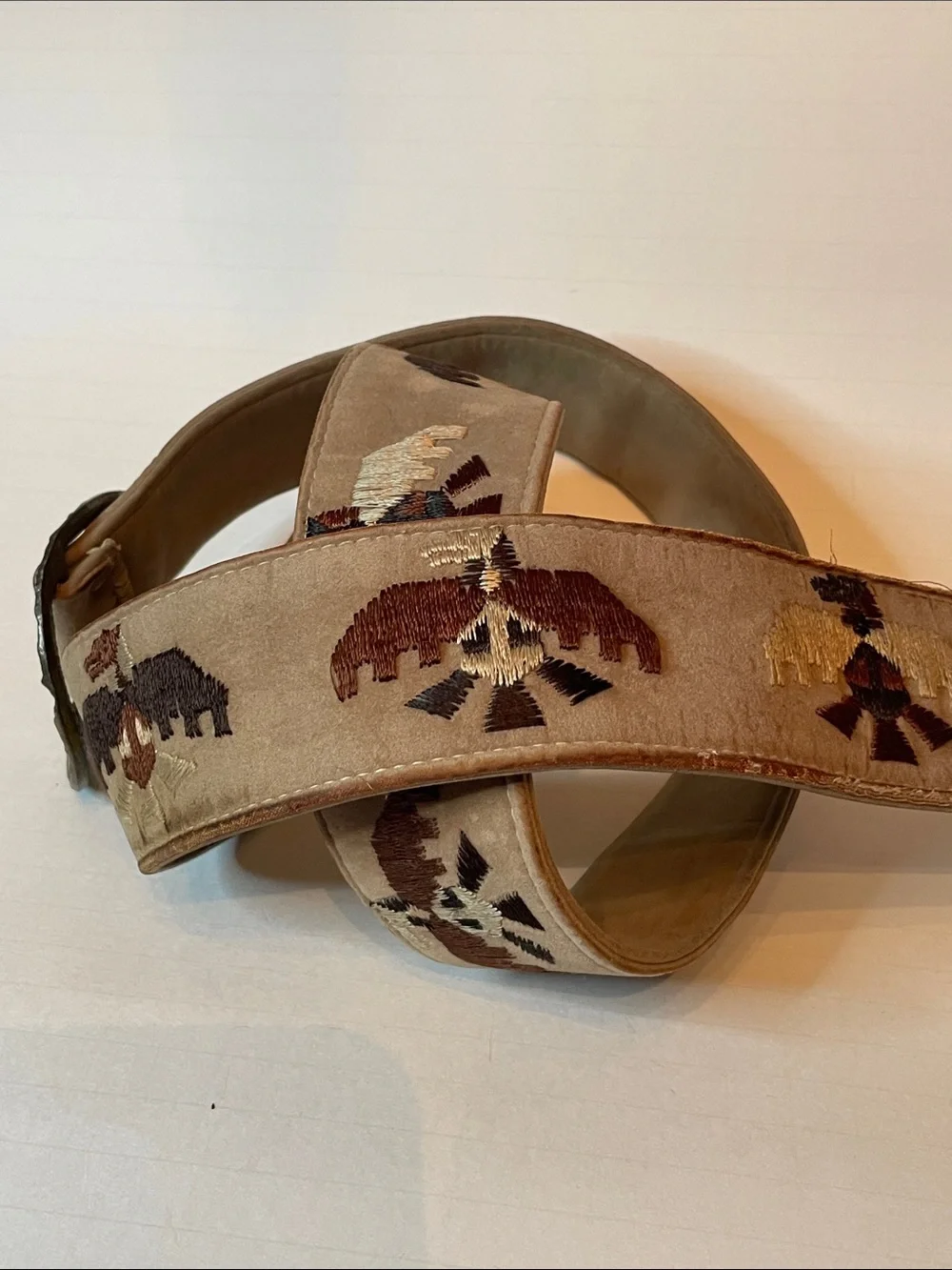 Vintage Indian Eagle Hammered Oval Ring Buckle & Embroidered Suede Belt Men's